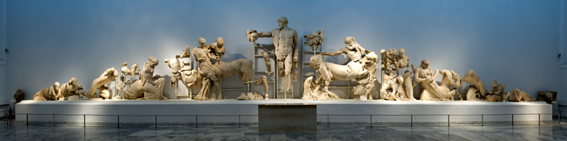Skulpturen vom Westgiebel des Zeustempels in Olympia
